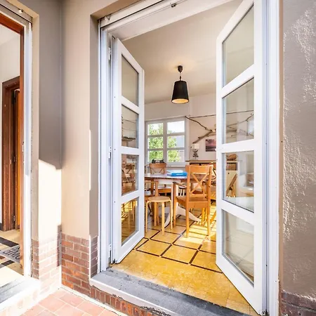 Apartament In With Terrace & Garden, Cleaning Included